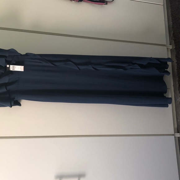 long dress ruffles, top and down the one side - Picture 5 of 7